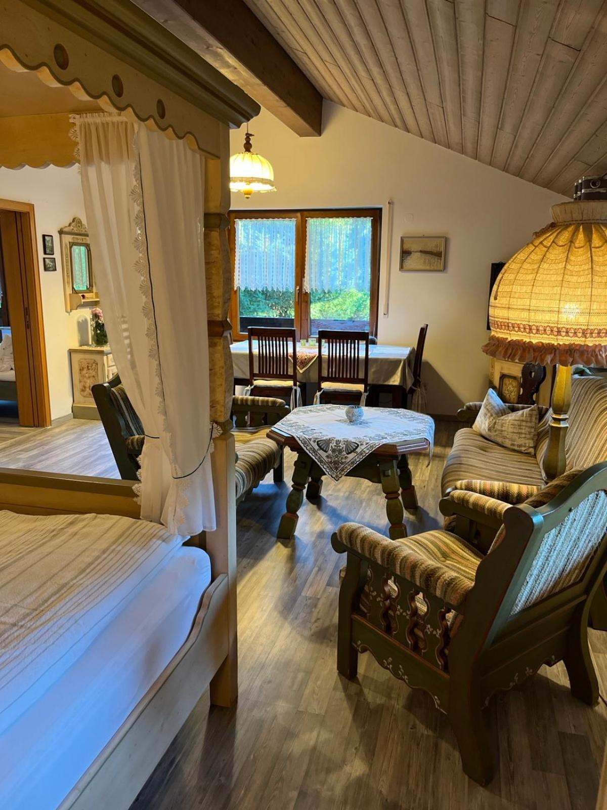 Schwarzwald - Villa Appartments Titisee Экстерьер фото