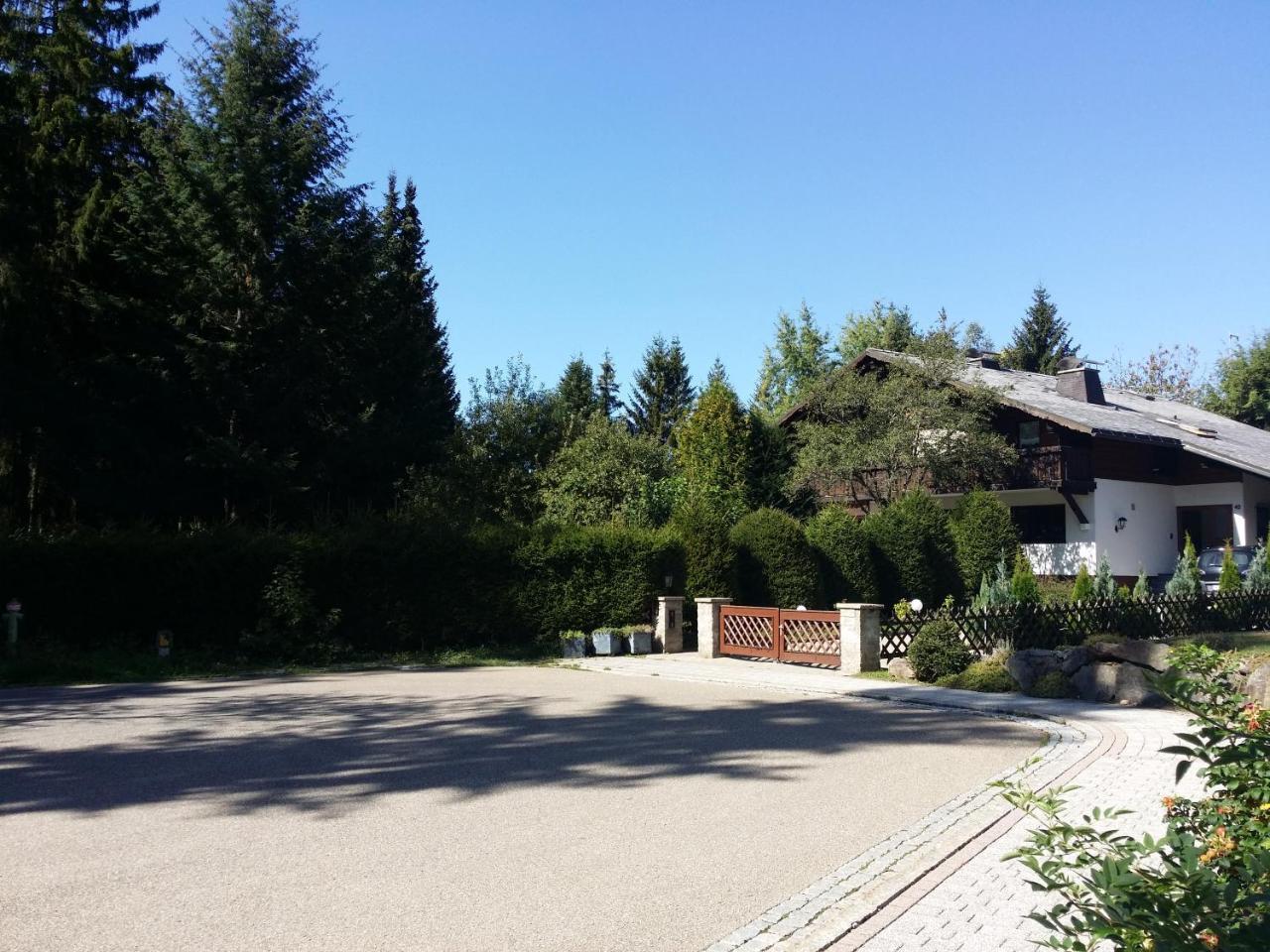 Schwarzwald - Villa Appartments Titisee Экстерьер фото